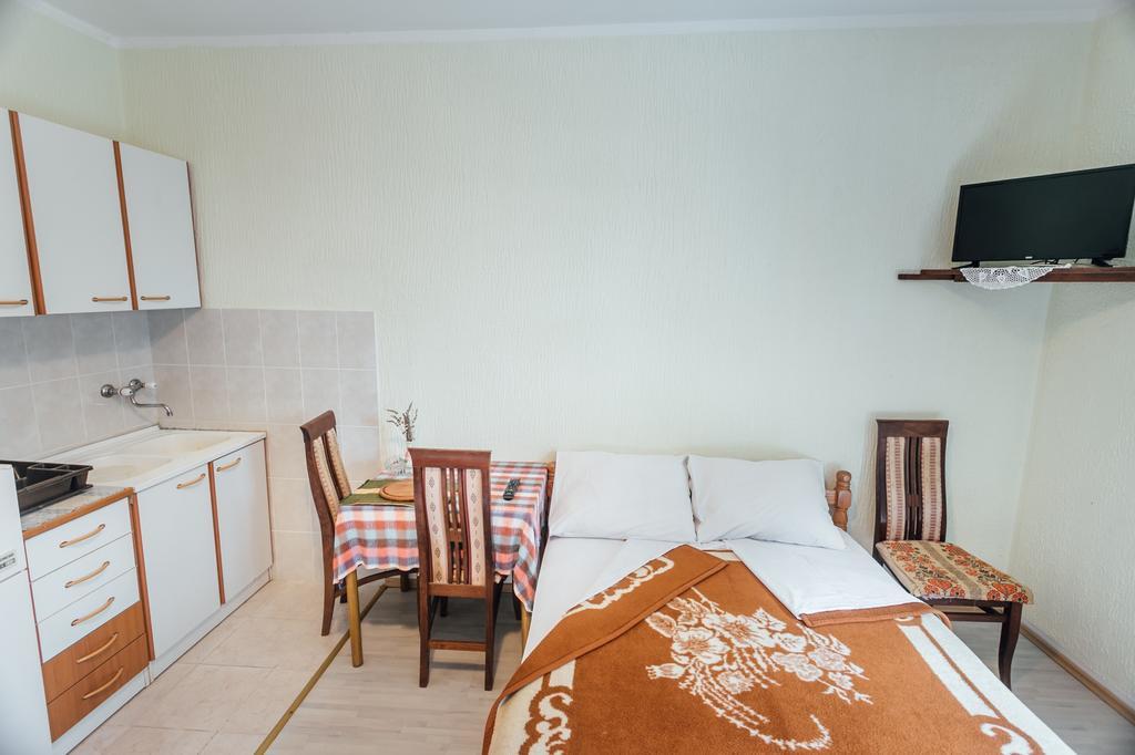 Guest House Bajceta Herceg Novi Exteriér fotografie
