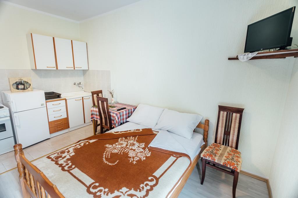 Guest House Bajceta Herceg Novi Exteriér fotografie